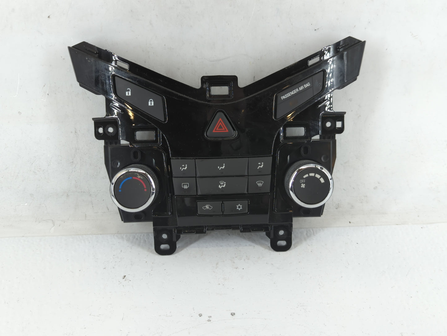 2011-2012 Chevrolet Cruze Climate Control Module Temperature AC/Heater Replacement P/N:95017054 Fits Fits 2011 2012 OEM Used Auto Parts - Oemusedautoparts1.com