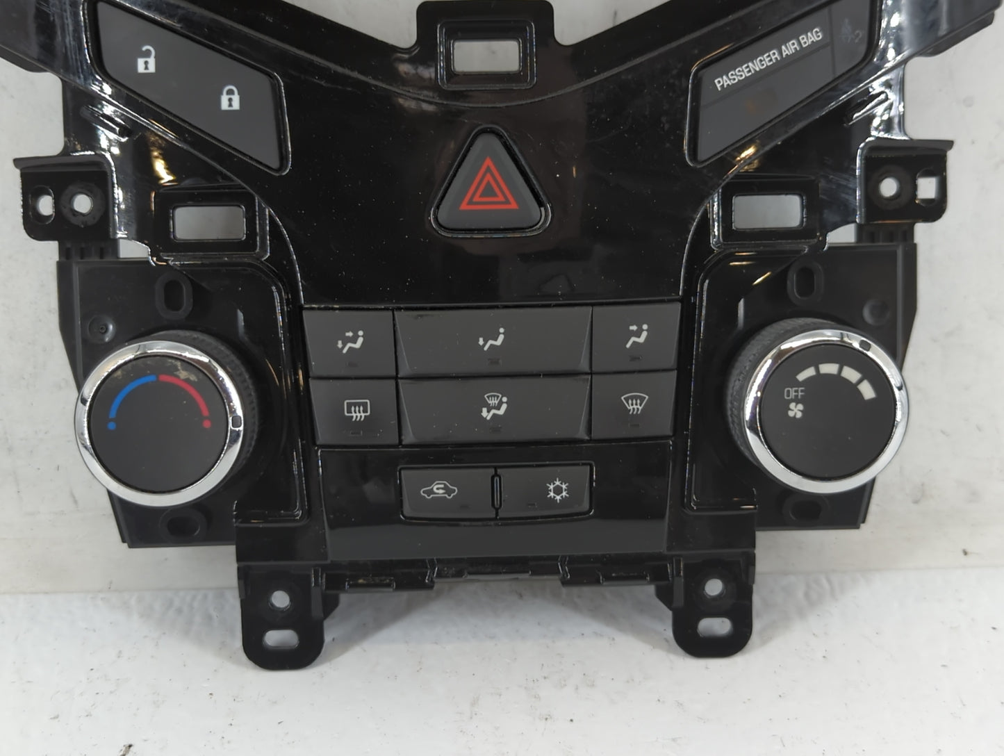 2011-2012 Chevrolet Cruze Climate Control Module Temperature AC/Heater Replacement P/N:95017054 Fits Fits 2011 2012 OEM Used Auto Parts - Oemusedautoparts1.com