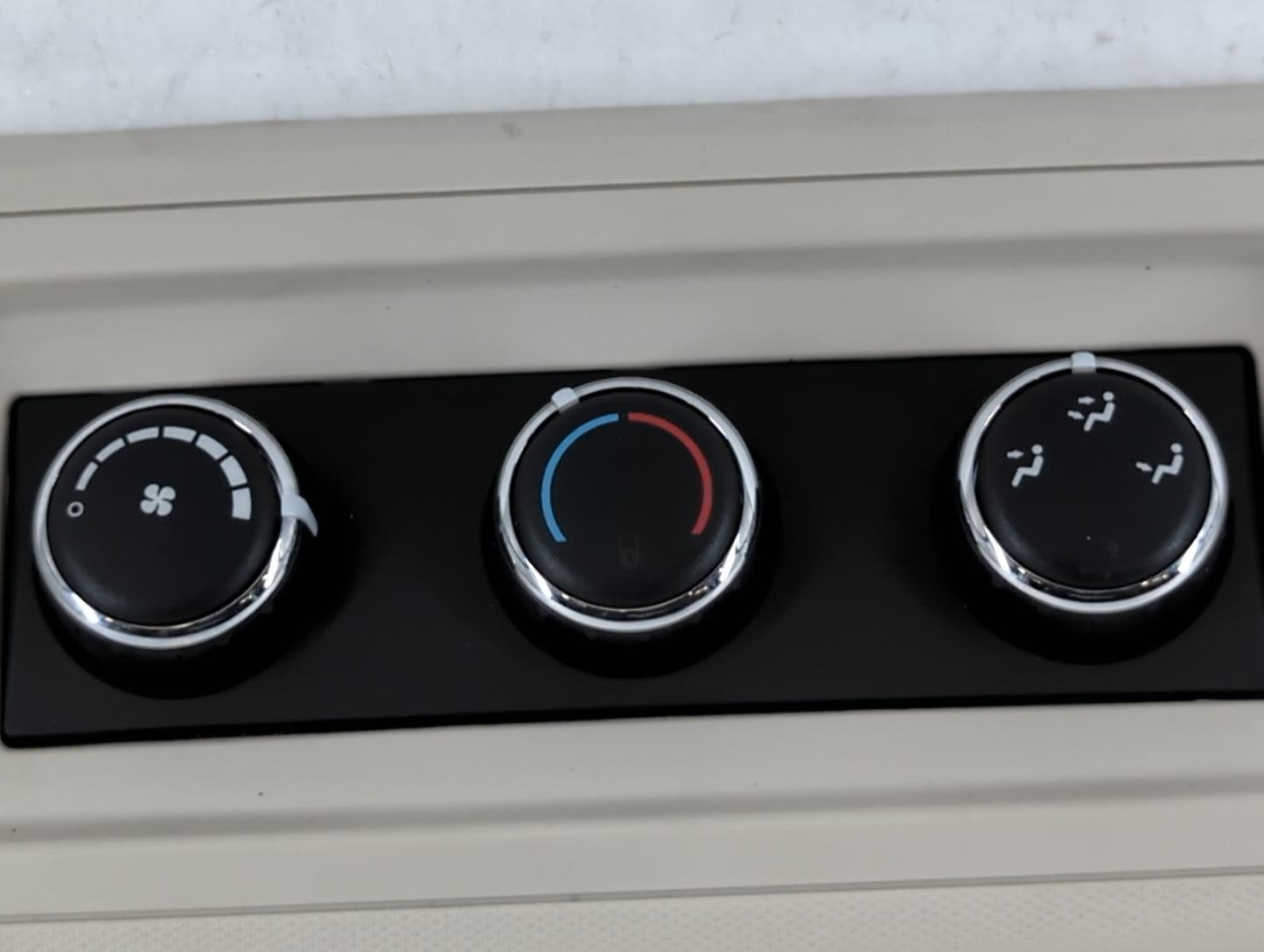 2016 Dodge Caravan Climate Control Module Temperature AC/Heater Replacement P/N:55111312AC Fits OEM Used Auto Parts - Oemusedautoparts1.com