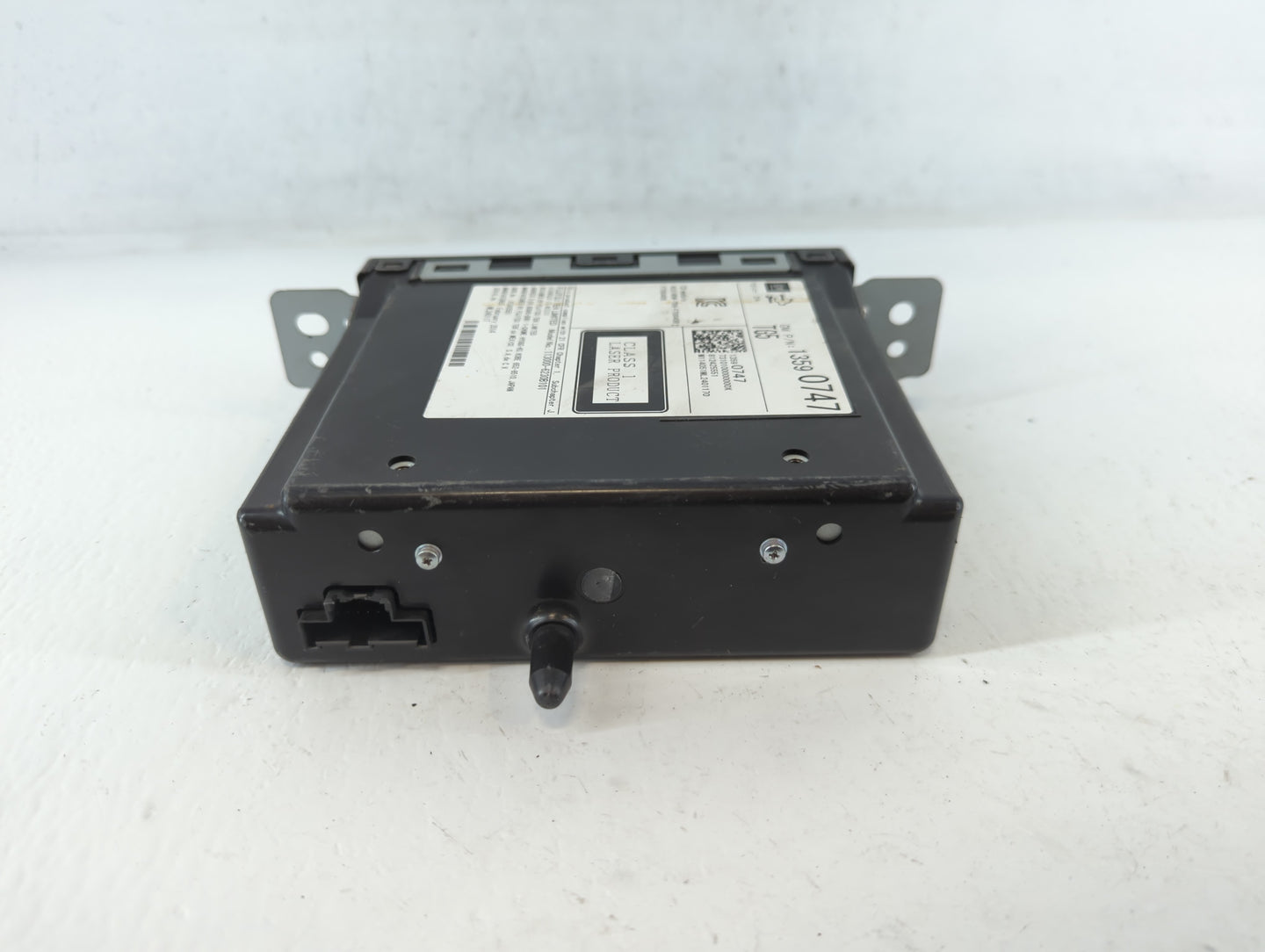 2014 Chevrolet Silverado 1500 Radio AM FM Cd Player Receiver Replacement P/N:13590747 Fits Fits 2013 2015 OEM Used Auto Parts - Oemusedautoparts1.com