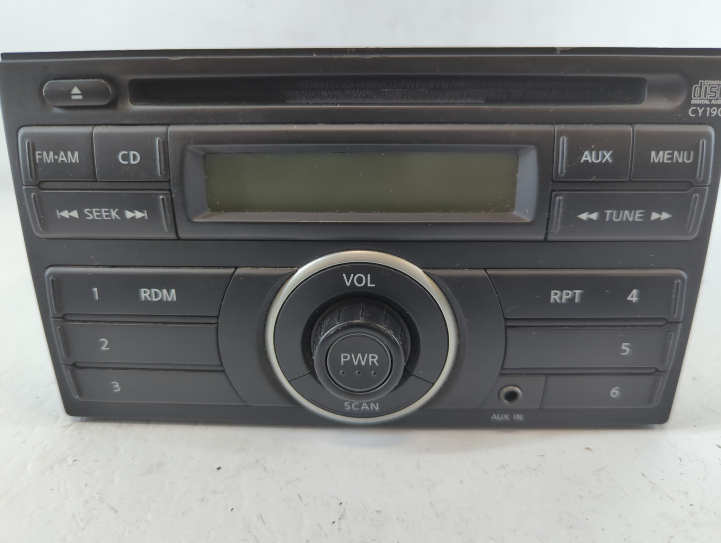 2012-2014 Nissan Versa Radio AM FM Cd Player Receiver Replacement Fits Fits 2012 2013 2014 OEM Used Auto Parts - Oemusedautoparts1.com