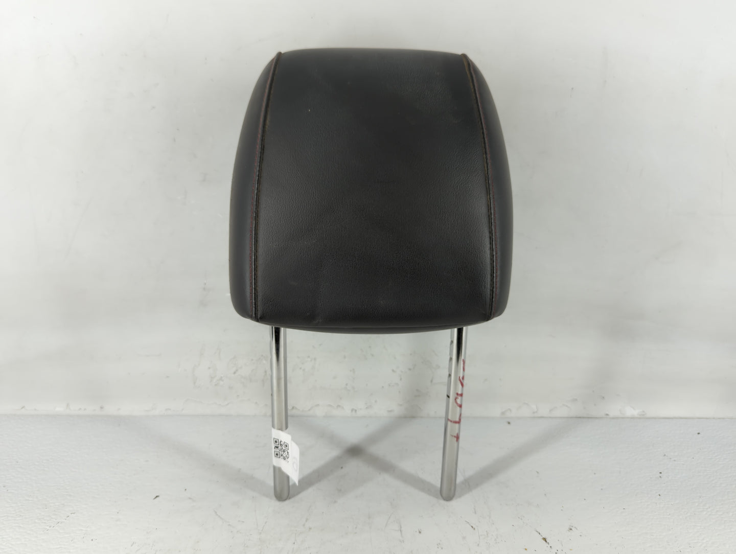 2013-2016 Chevrolet Sonic Headrest Head Rest Front Driver Passenger Seat Fits Fits 2013 2014 2015 2016 OEM Used Auto Parts - Oemusedautoparts1.com