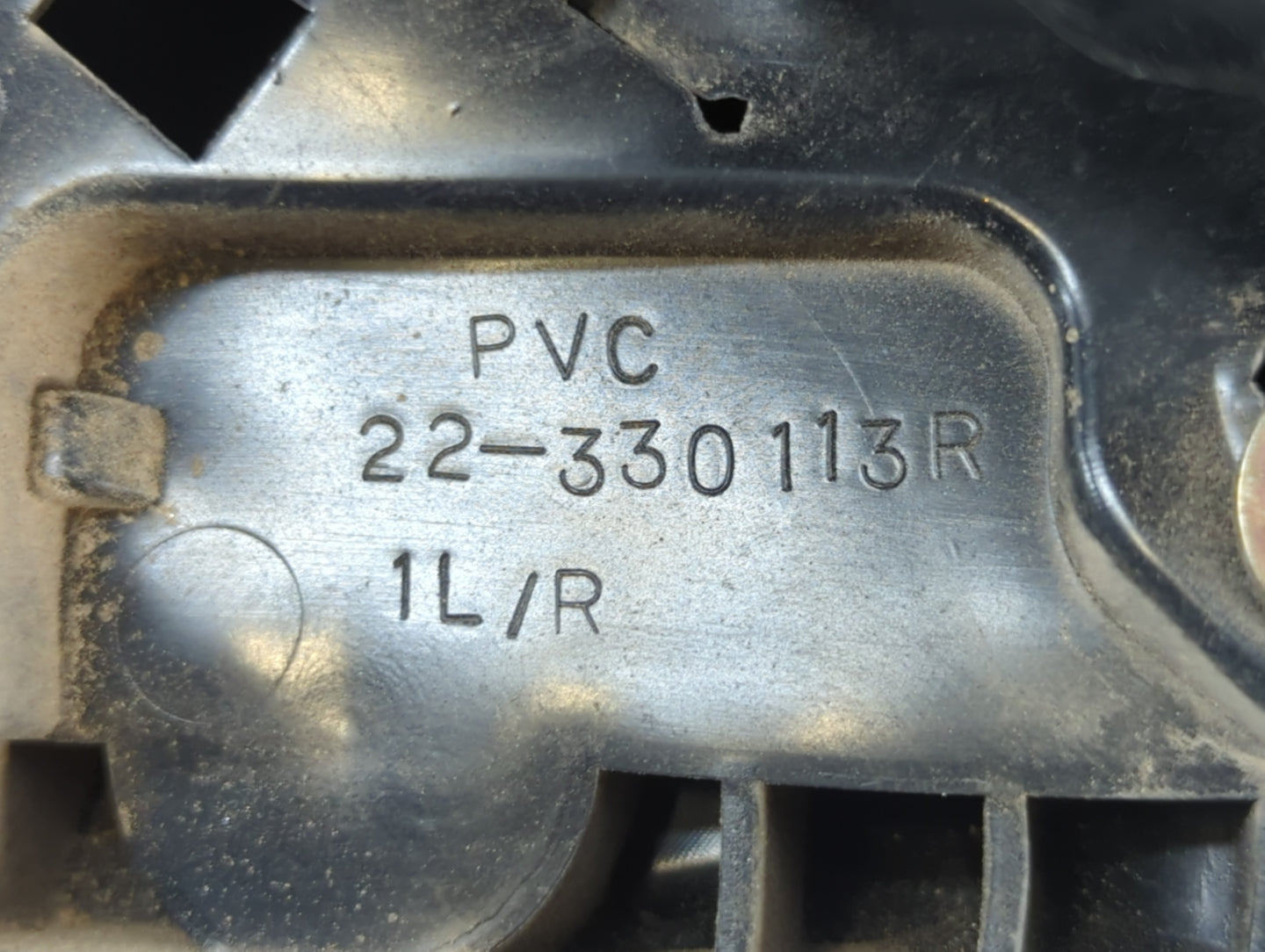 2000-2007 Ford Taurus Side Mirror Replacement Passenger Right View Door Mirror Fits Fits 2000 2001 2002 2003 2004 2005 2006 2007 OEM Used Auto Parts - Oemusedautoparts1.com