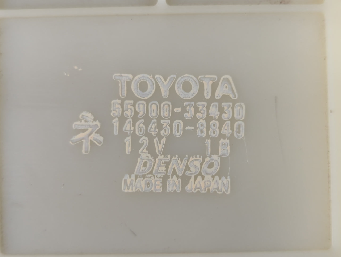 2000-2001 Lexus Es300 Climate Control Module Temperature AC/Heater Replacement P/N:55900-33430 Fits Fits 2000 2001 OEM Used Auto Parts - Oemusedautoparts1.com