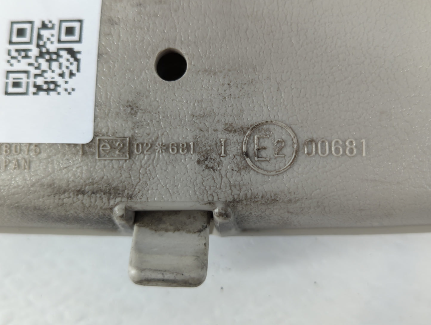 1996 Ford Aspire Interior Rear View Mirror Replacement OEM P/N:IE200681 Fits OEM Used Auto Parts - Oemusedautoparts1.com