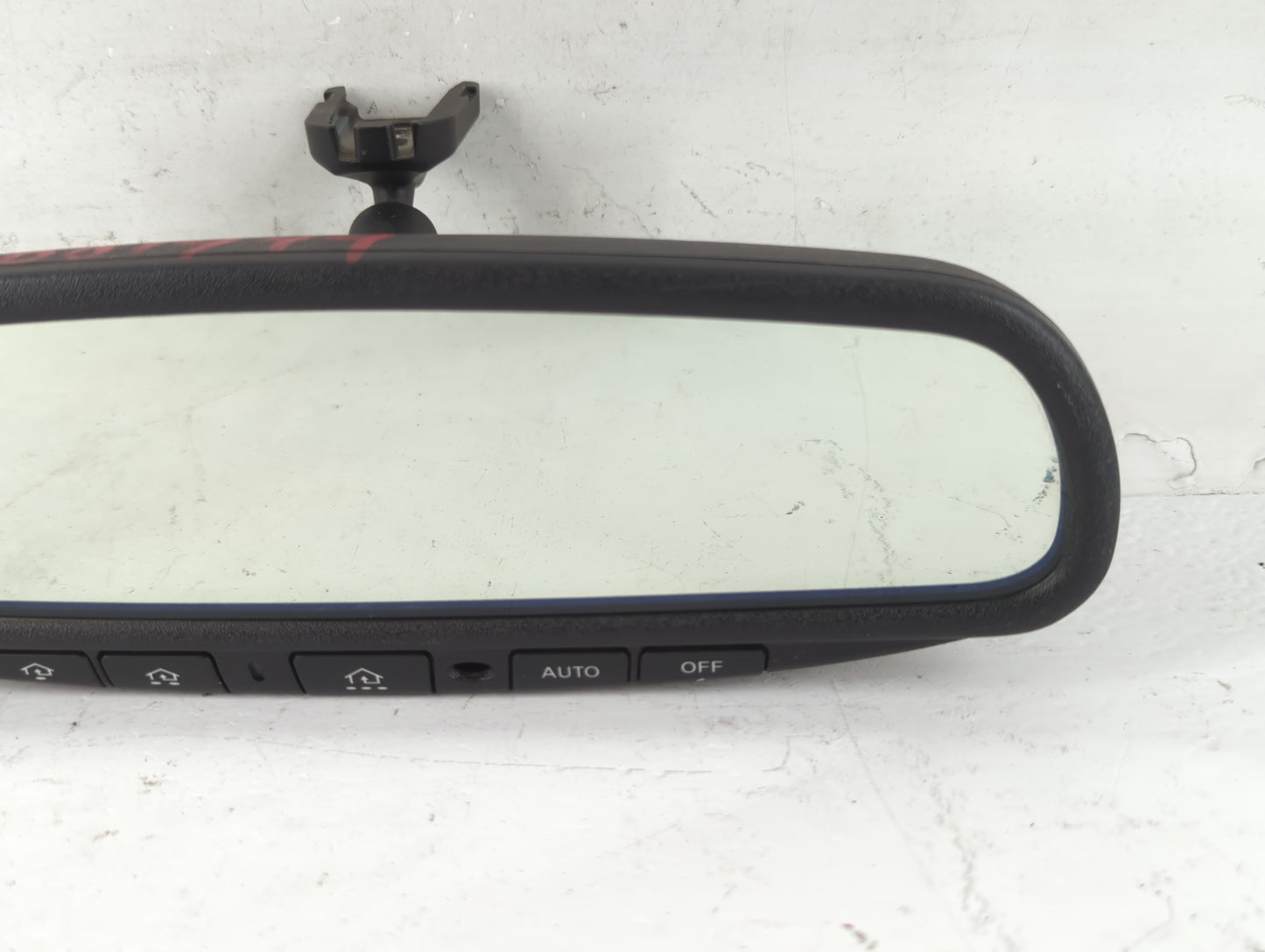 2004 Nissan Quest Interior Rear View Mirror Replacement OEM P/N:E11015633 Fits OEM Used Auto Parts - Oemusedautoparts1.com