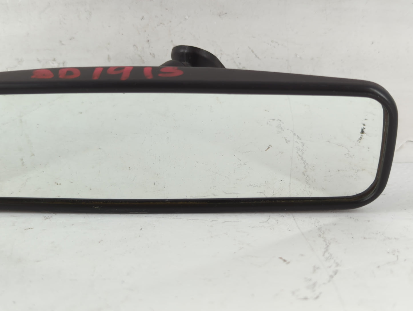 1997-2005 Chevrolet Venture Interior Rear View Mirror Replacement OEM P/N:2400 IE1 0110101 Fits OEM Used Auto Parts - Oemusedautoparts1.com