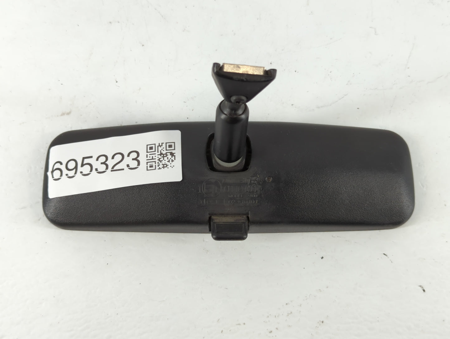 1997-2005 Chevrolet Venture Interior Rear View Mirror Replacement OEM P/N:2400 IE1 0110101 Fits OEM Used Auto Parts - Oemusedautoparts1.com