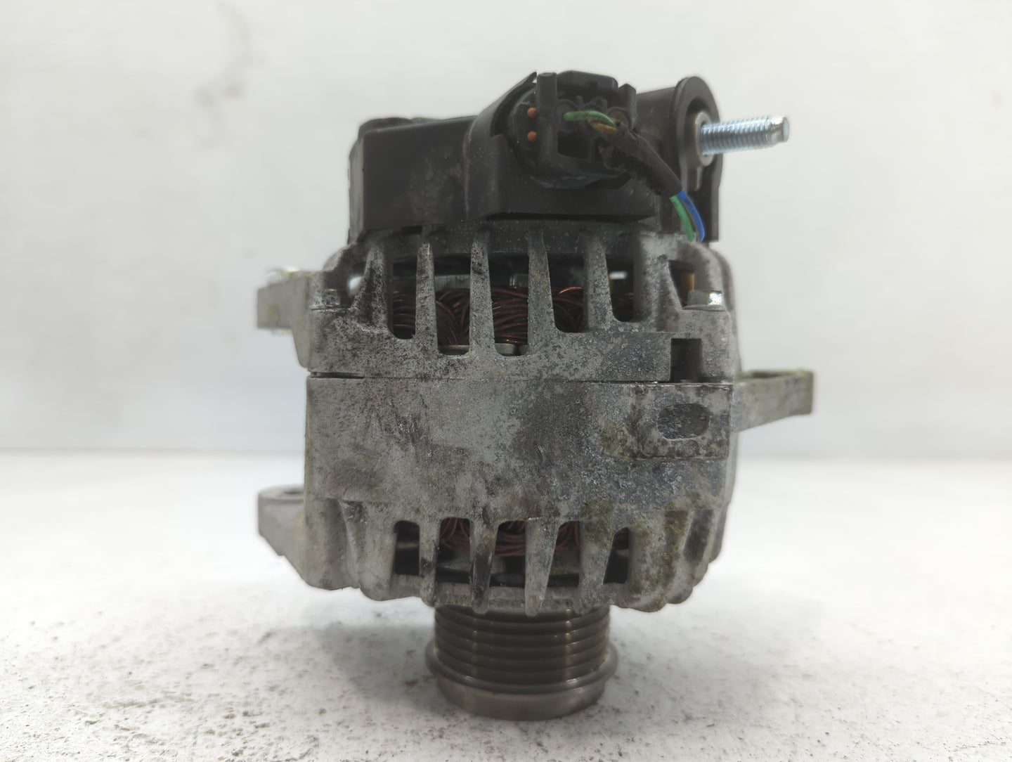 2017-2022 Kia Forte Alternator Replacement Generator Charging Assembly Engine OEM P/N:739662 090623 Fits OEM Used Auto Parts - Oemusedautoparts1.com