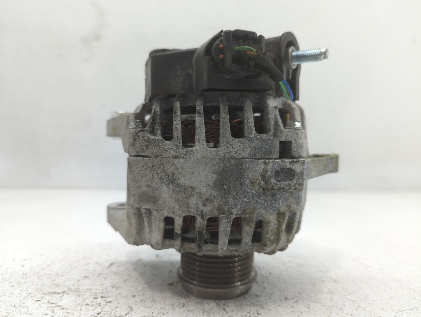 2017-2022 Kia Forte Alternator Replacement Generator Charging Assembly Engine OEM P/N:739662 090623 Fits OEM Used Auto Parts - Oemusedautoparts1.com