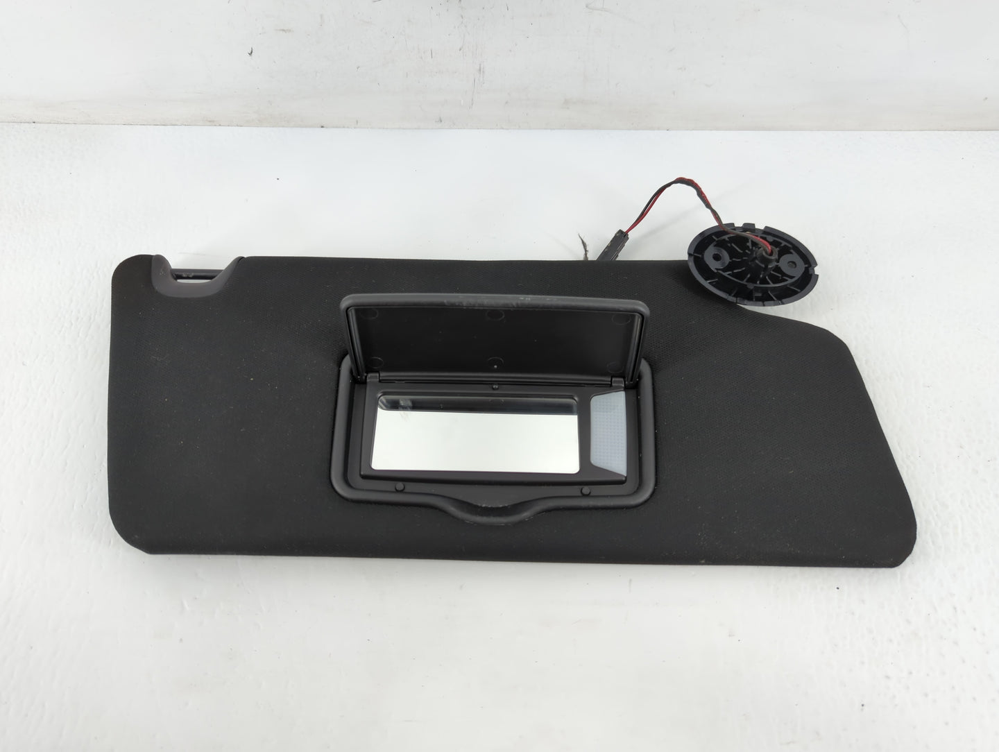 2016 Ford Explorer Sun Visor Shade Replacement Passenger Right Mirror Fits OEM Used Auto Parts - Oemusedautoparts1.com
