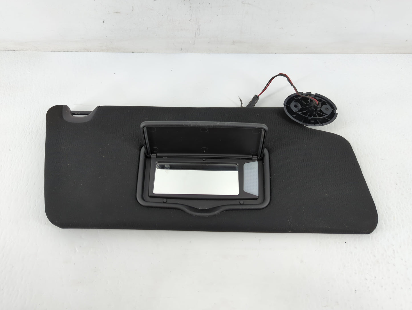 2016 Ford Explorer Sun Visor Shade Replacement Passenger Right Mirror Fits OEM Used Auto Parts - Oemusedautoparts1.com