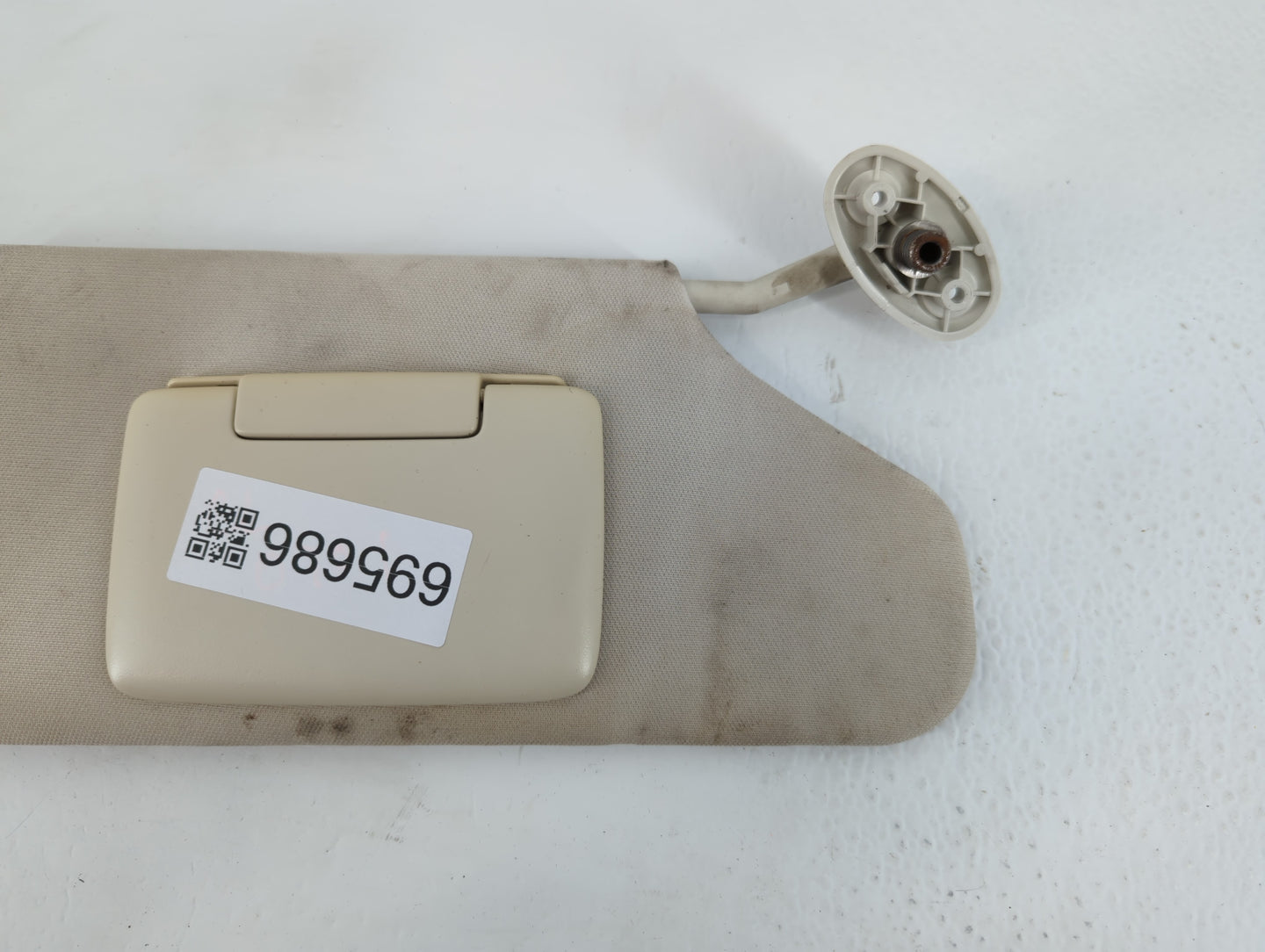 2008-2010 Dodge Avenger Sun Visor Shade Replacement Passenger Right Mirror Fits Fits 2008 2009 2010 OEM Used Auto Parts - Oemusedautoparts1.com