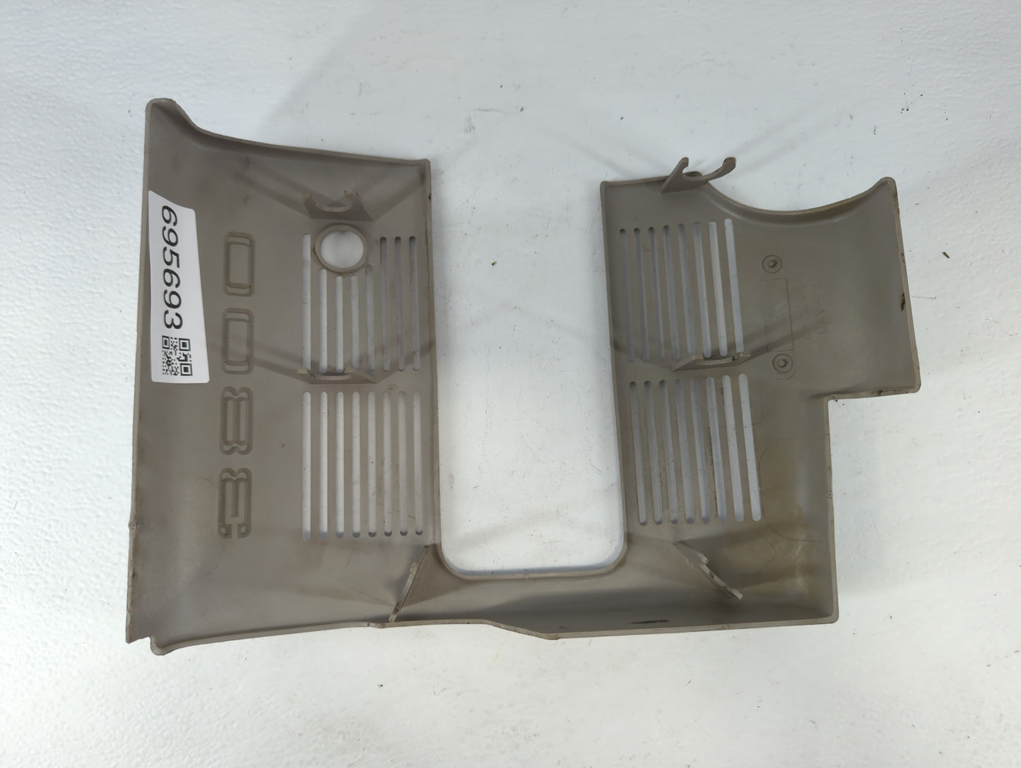 1989 Buick Reatta Engine Cover - Oemusedautoparts1.com