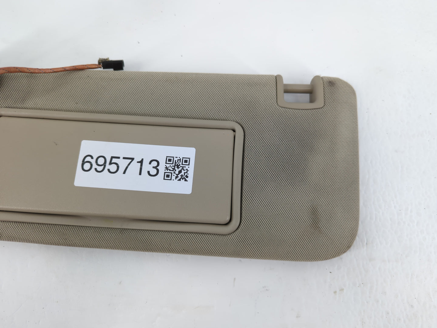 2013-2019 Cadillac Xts Sun Visor Shade Replacement Driver Left Mirror Fits Fits 2013 2014 2015 2016 2017 2018 2019 OEM Used Auto Parts - Oemusedautoparts1.com