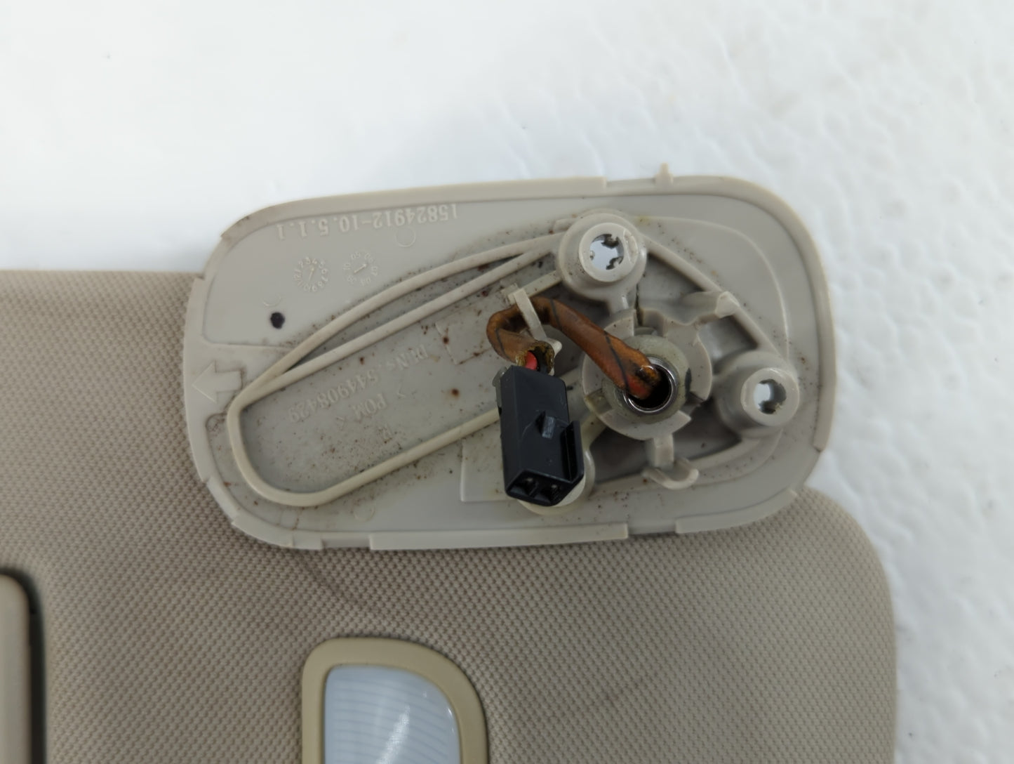 2007 Chevrolet Avalanche 1500 Sun Visor Shade Replacement Passenger Right Mirror Fits Fits 2008 2009 2010 2011 2012 2013 2014 OEM Used Auto Parts - Oemusedautoparts1.com