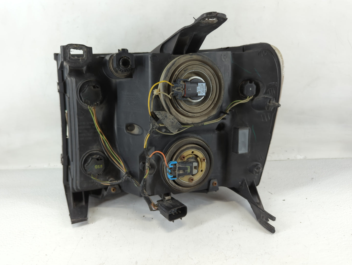 2007-2013 Gmc Sierra 1500 Driver Left Oem Head Light Headlight Lamp - Oemusedautoparts1.com