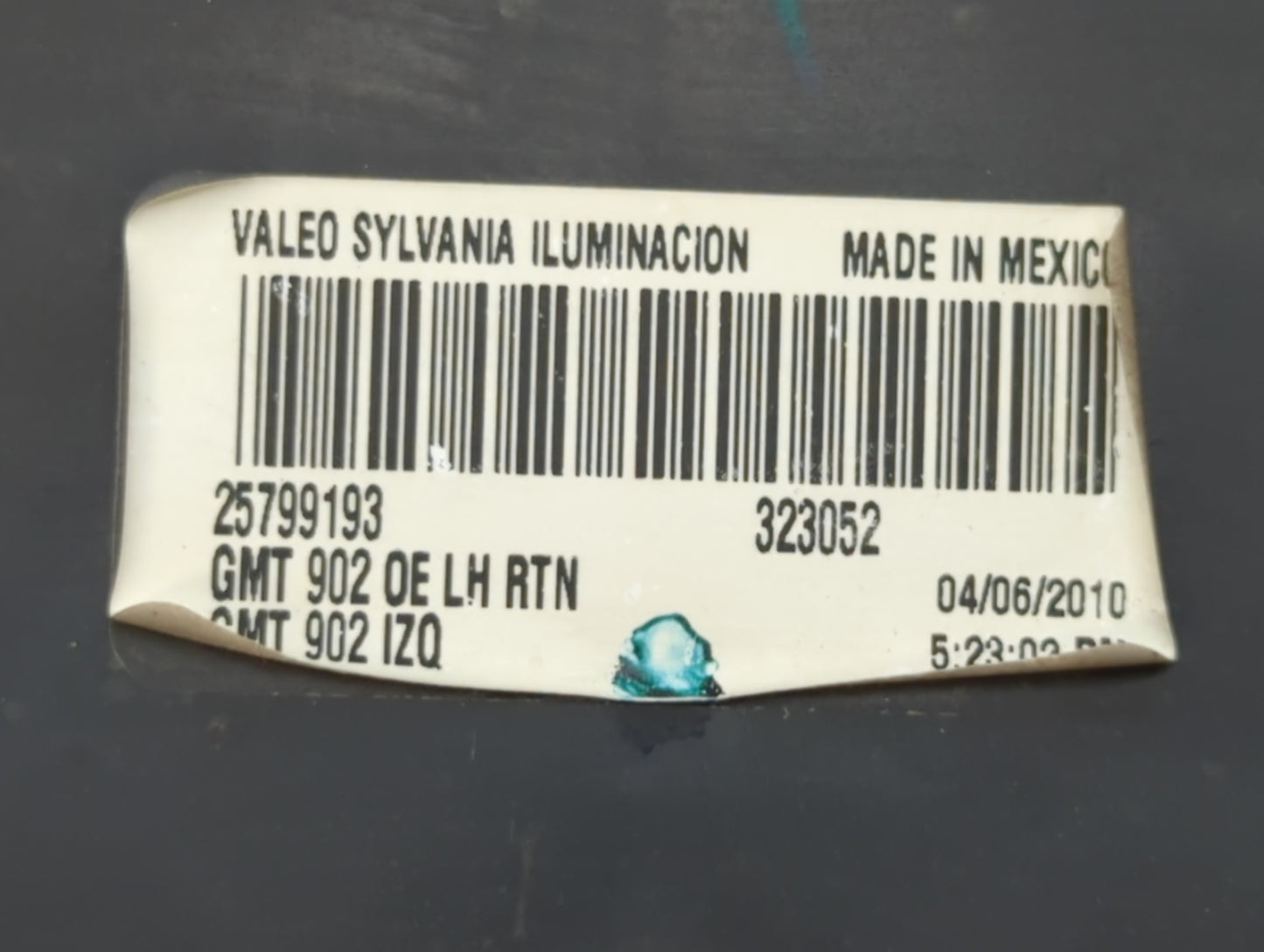 2007-2013 Gmc Sierra 1500 Passenger Right Oem Head Light Headlight Lamp - Oemusedautoparts1.com