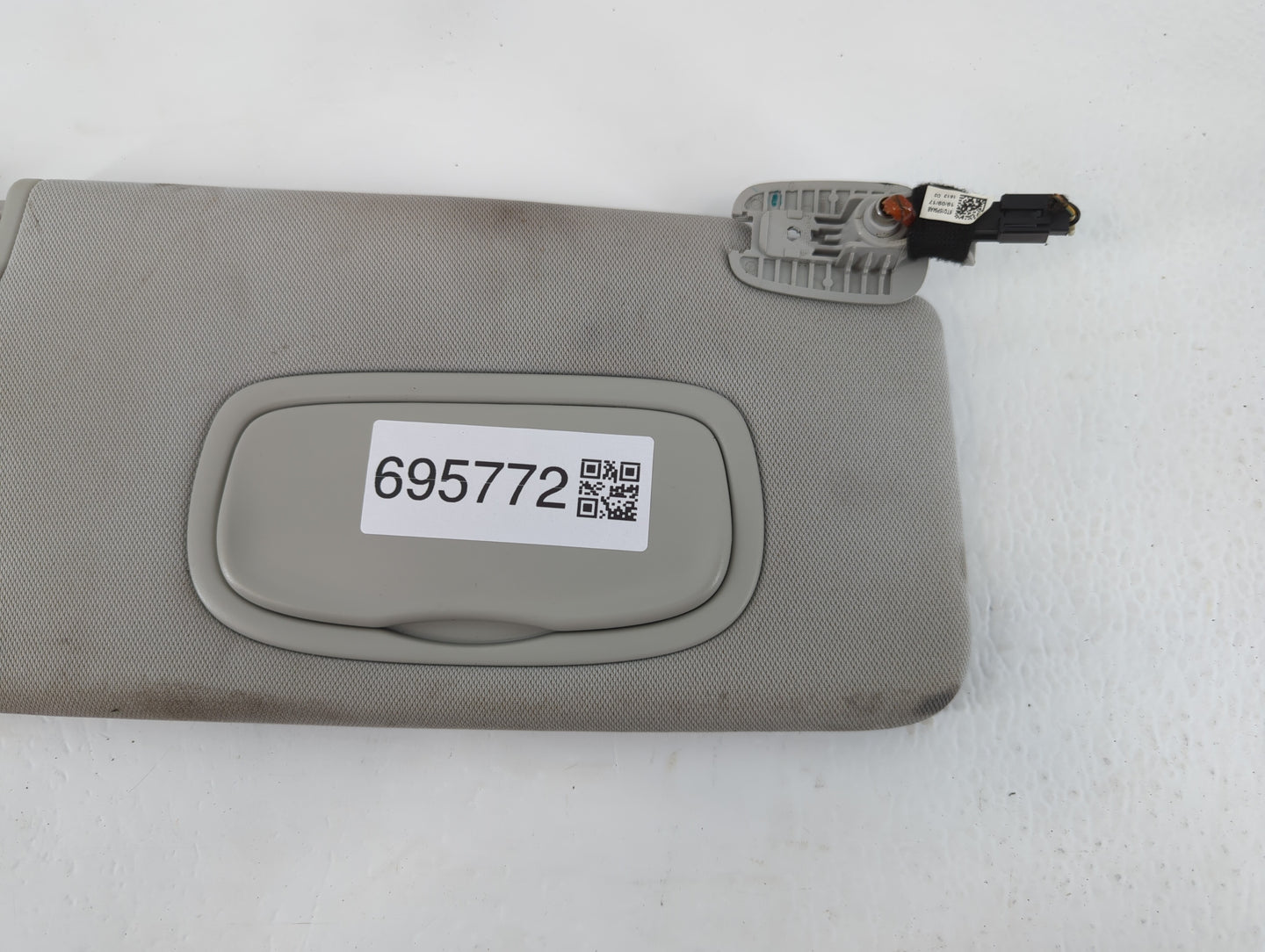 2011-2022 Dodge Durango Sun Visor Shade Replacement Passenger Right Mirror Fits OEM Used Auto Parts - Oemusedautoparts1.com