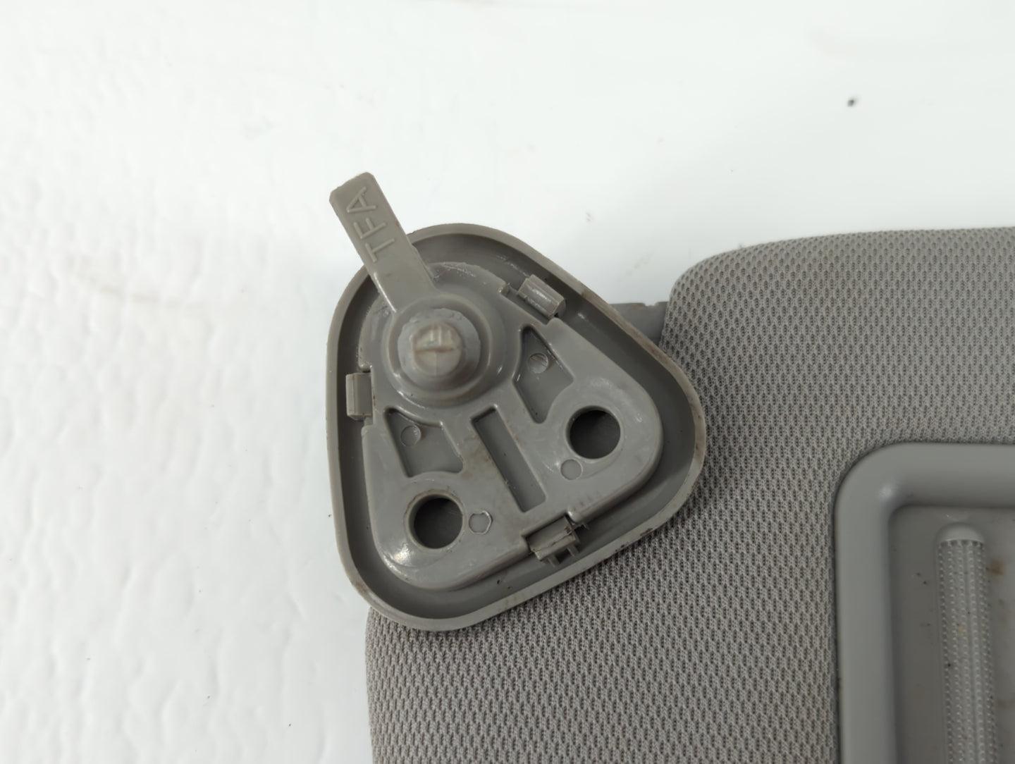 2011-2016 Kia Optima Sun Visor Shade Replacement Driver Left Mirror Fits Fits 2011 2012 2013 2014 2015 2016 OEM Used Auto Parts - Oemusedautoparts1.com