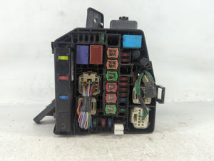 2006-2011 Toyota Yaris Fusebox Fuse Box Panel Relay Module Fits Fits 2006 2007 2008 2009 2010 2011 OEM Used Auto Parts