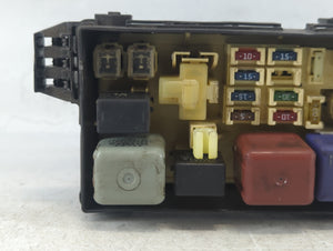 2001-2002 Toyota Sienna Fusebox Fuse Box Panel Relay Module P/N:091902 Fits Fits 2001 2002 OEM Used Auto Parts