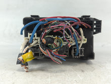 2001-2002 Toyota Sienna Fusebox Fuse Box Panel Relay Module P/N:091902 Fits Fits 2001 2002 OEM Used Auto Parts