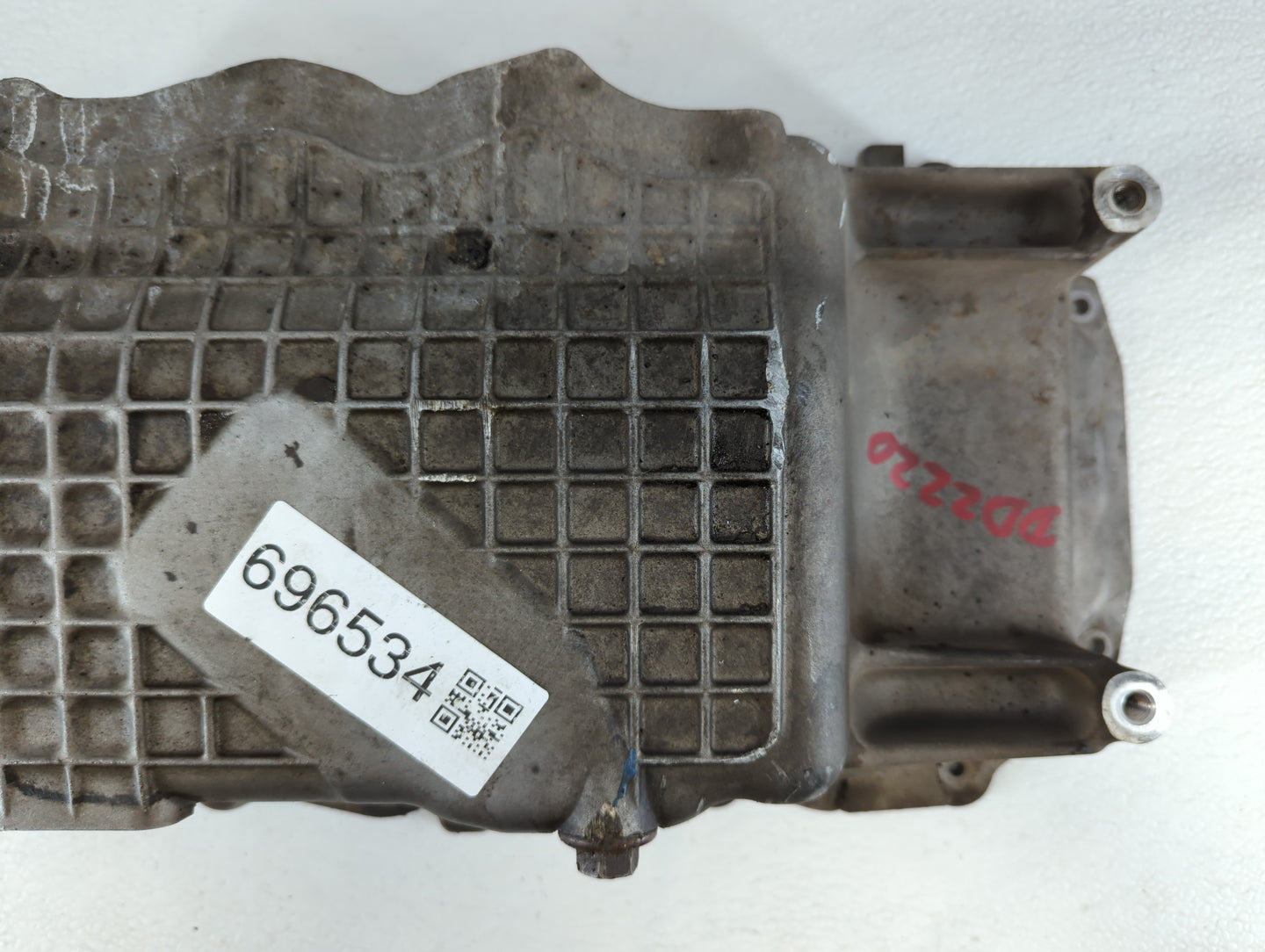 2003-2010 Chrysler Pt Cruiser Engine Oil Pan P/N:04884387AE Fits Fits 2003 2004 2005 2006 2007 2008 2009 2010 OEM Used Auto Parts - Oemusedautoparts1.com