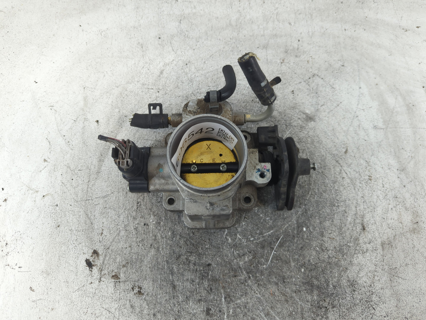 2005-2008 Mercury Mariner Throttle Body P/N:886611B F5RA 98989 Fits Fits 2005 2006 2007 2008 OEM Used Auto Parts - Oemusedautoparts1.com