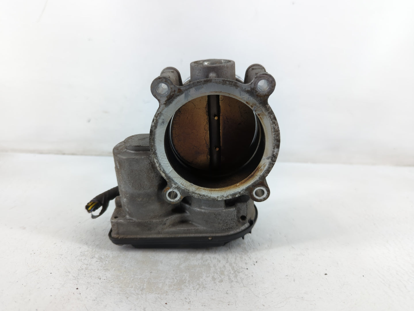 2011-2016 Ford F-150 Throttle Body P/N:G1120B-2185 Fits Fits 2011 2012 2013 2014 2015 2016 2017 2018 2019 OEM Used Auto Parts - Oemusedautoparts1.com