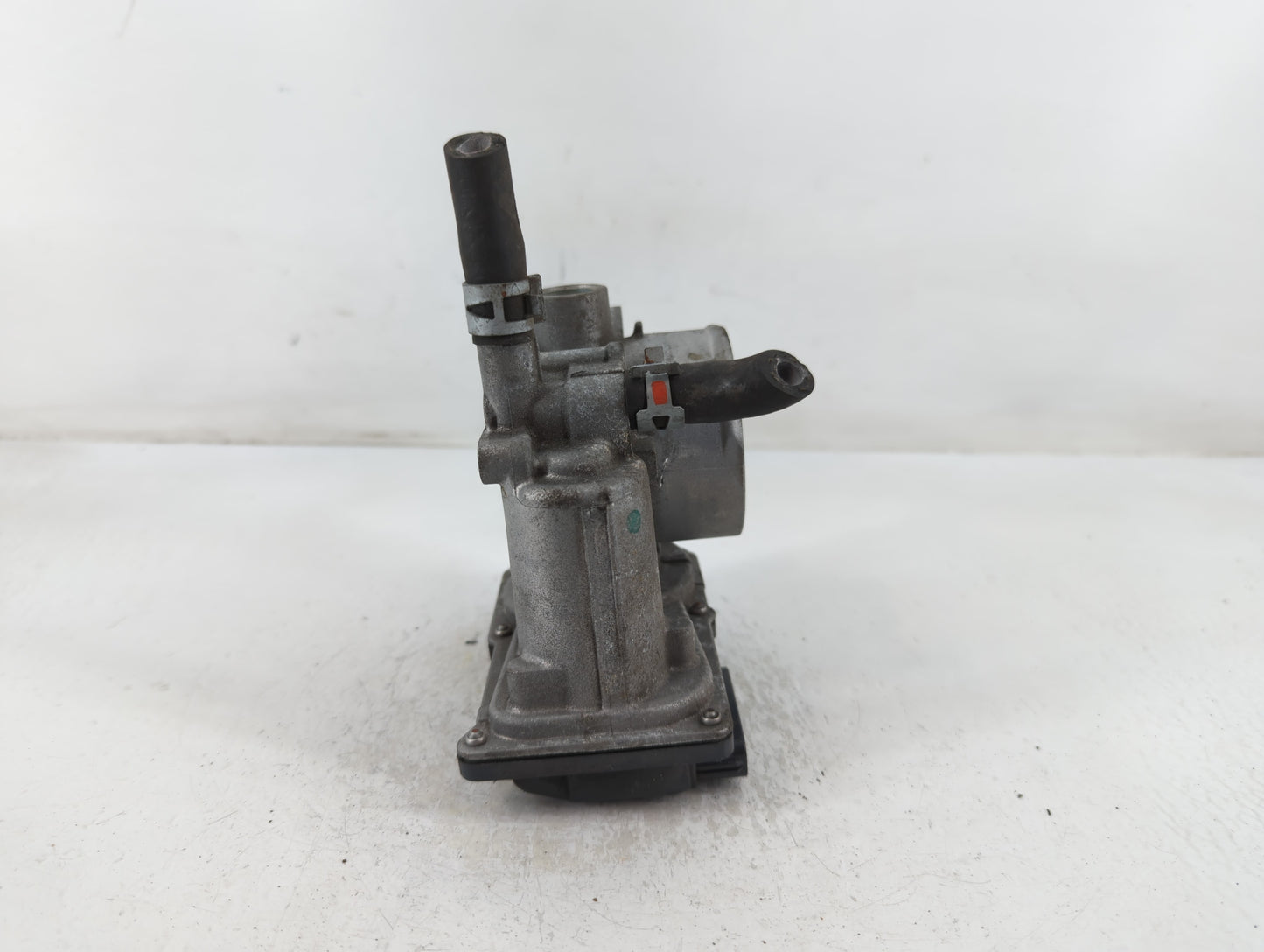 2010-2022 Toyota Prius Throttle Body P/N:22030-37060 Fits Fits 2010 2011 2012 2013 2014 2015 2016 2017 2018 2019 2020 2021 2022 OEM Used Auto Parts - Oemusedautoparts1.com