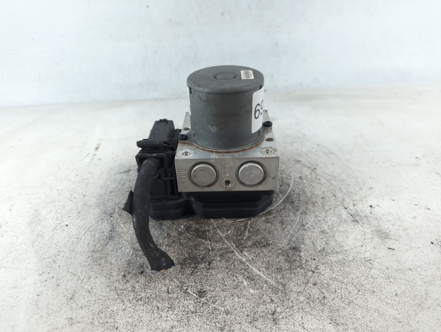 2014-2016 Hyundai Elantra ABS Pump Control Module Replacement P/N:58920-3X630 Fits Fits 2014 2015 2016 OEM Used Auto Parts - Oemusedautoparts1.com