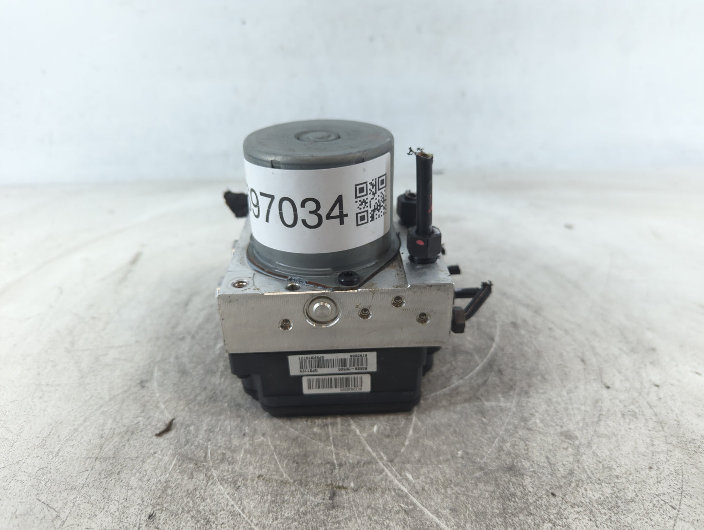 2017-2018 Kia Forte ABS Pump Control Module Replacement P/N:61589-45200 Fits Fits 2017 2018 OEM Used Auto Parts - Oemusedautoparts1.com