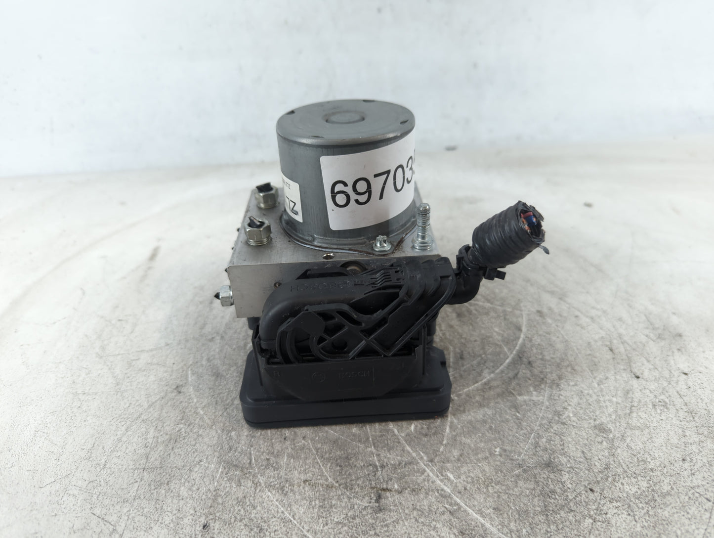 2018-2020 Toyota Camry ABS Pump Control Module Replacement P/N:44540 06290 Fits Fits 2018 2019 2020 OEM Used Auto Parts - Oemusedautoparts1.com