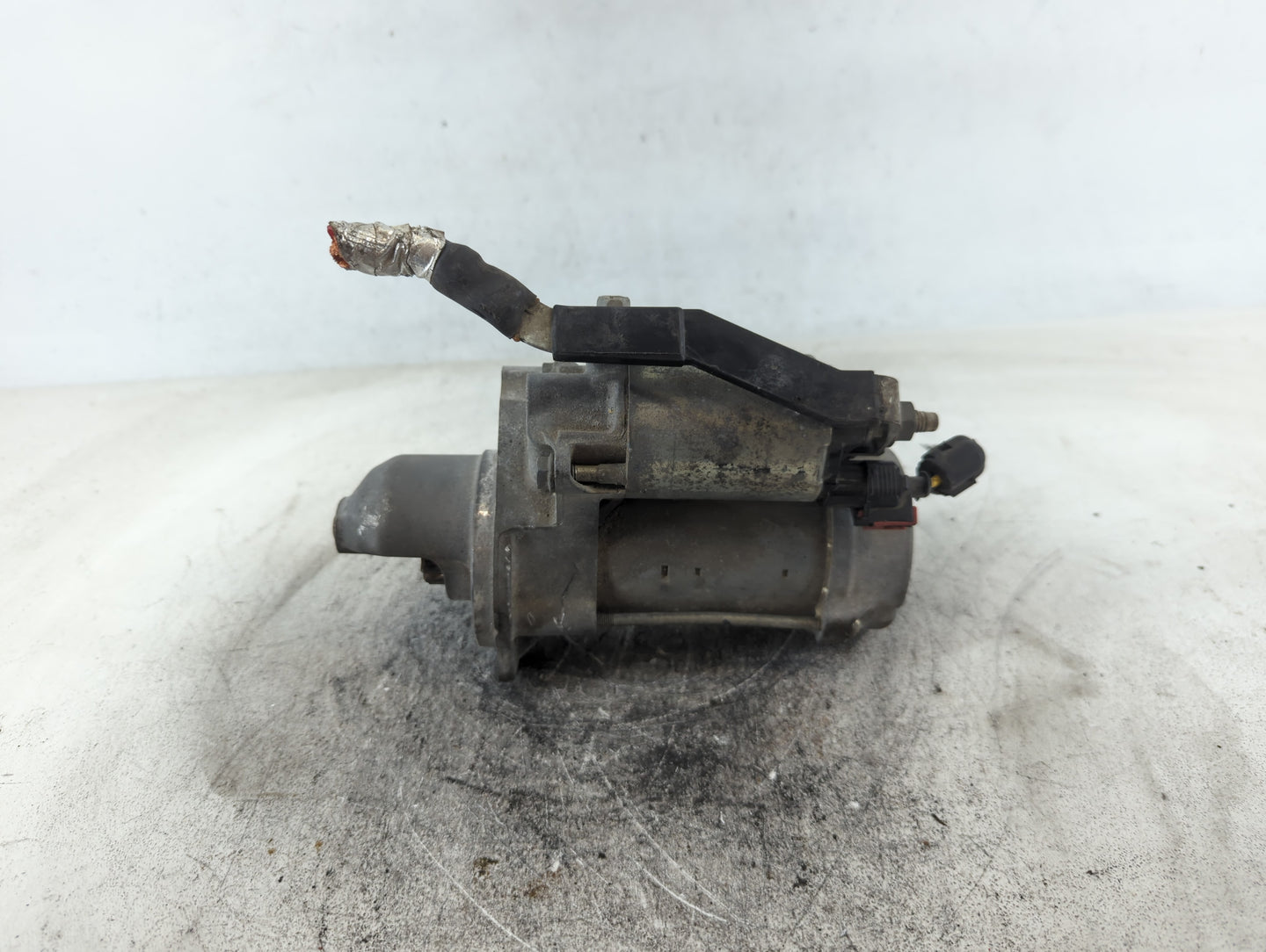 2017-2020 Cadillac Xt5 Car Starter Motor Solenoid OEM P/N:12667973 438000-2140 Fits Fits 2016 2017 2018 2019 2020 2021 2022 OEM Used Auto Parts - Oemusedautoparts1.com