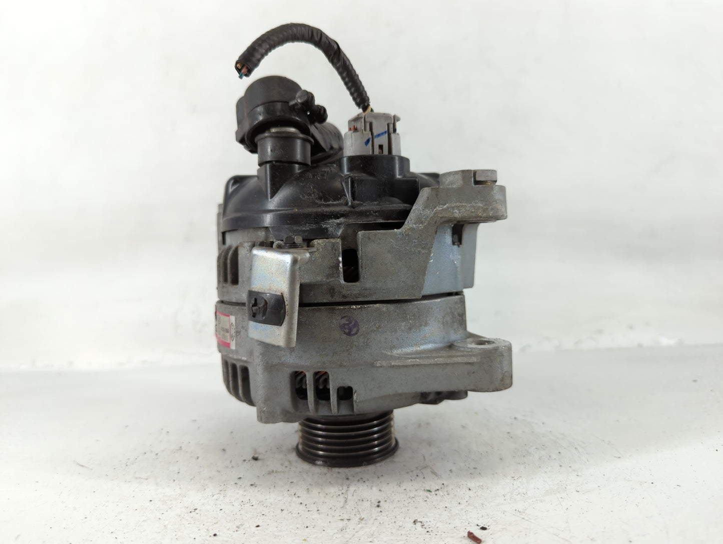 2019-2020 Hyundai Santa Fe Alternator Replacement Generator Charging Assembly Engine OEM P/N:00-2G061 TM104211-8790 Fits OEM Used Auto Parts - Oemusedautoparts1.com