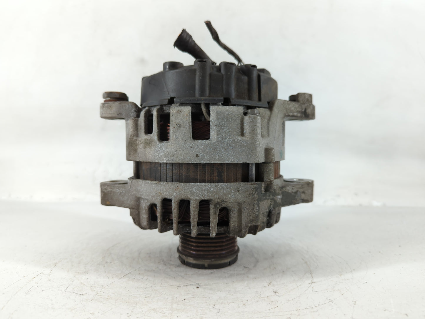 2014 Hyundai Santa Fe Alternator Replacement Generator Charging Assembly Engine OEM P/N:37300-2G850 Fits Fits 2015 OEM Used Auto Parts - Oemusedautoparts1.com