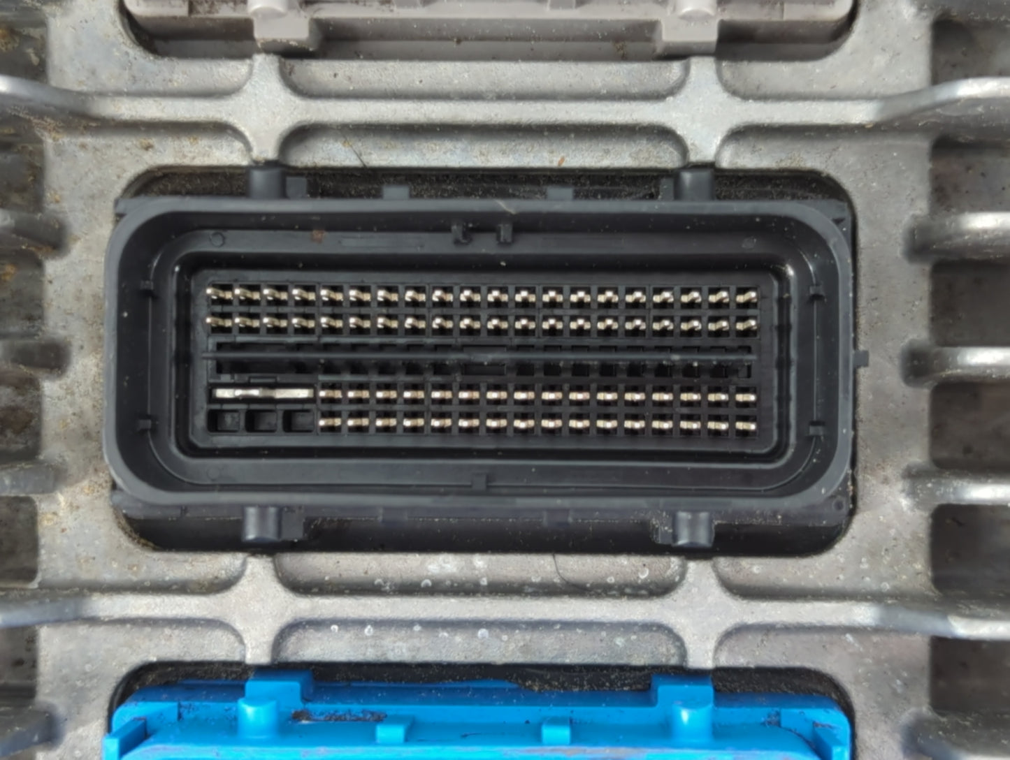2013-2016 Gmc Acadia PCM Engine Control Computer ECU ECM PCU OEM P/N:12653998 12651631 Fits Fits 2013 2014 2015 2016 OEM Used Auto Parts - Oemusedautoparts1.com