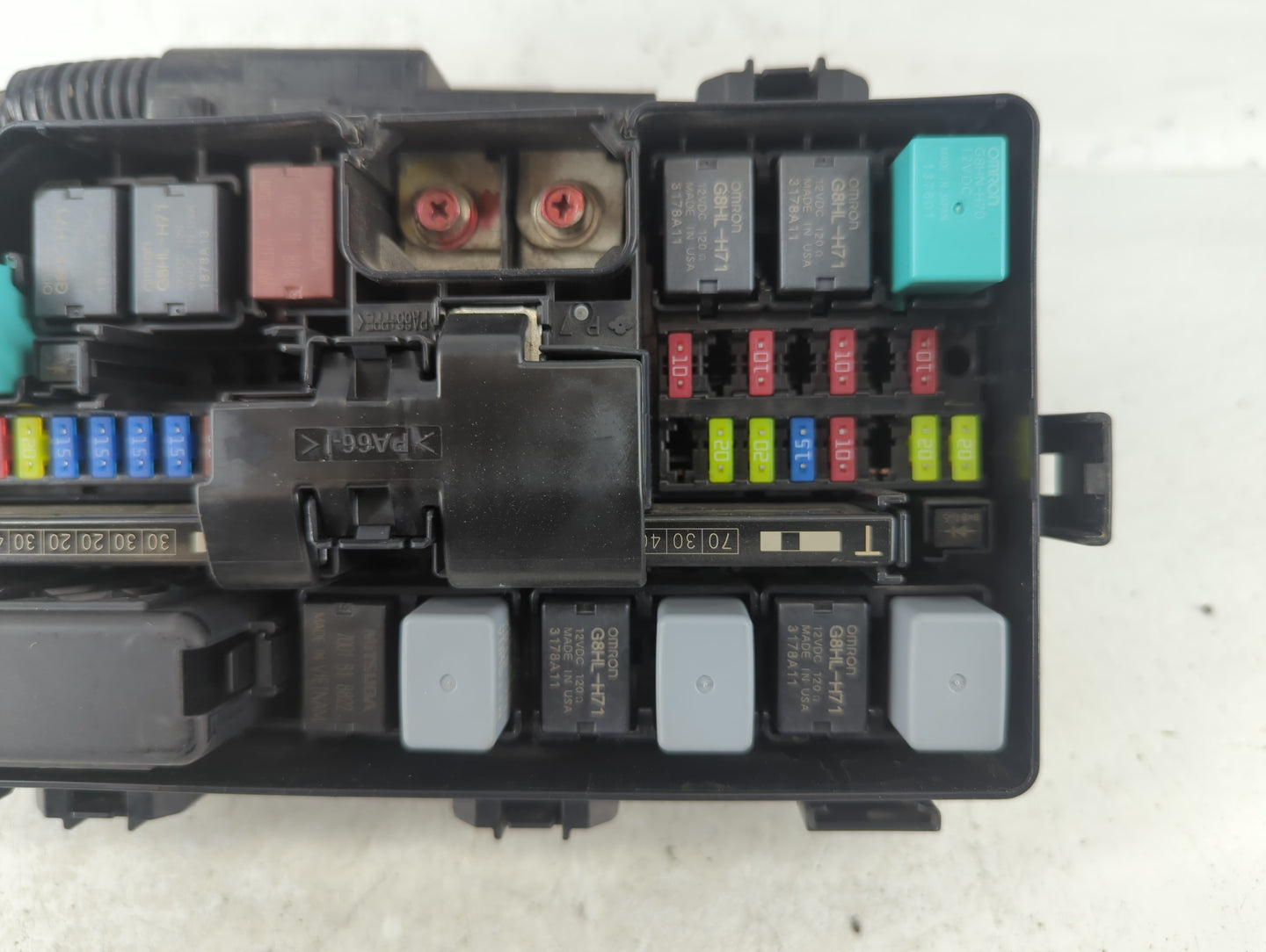 2019-2020 Honda Pilot Fusebox Fuse Box Panel Relay Module P/N:TG7 A010 AO Fits Fits 2019 2020 OEM Used Auto Parts - Oemusedautoparts1.com