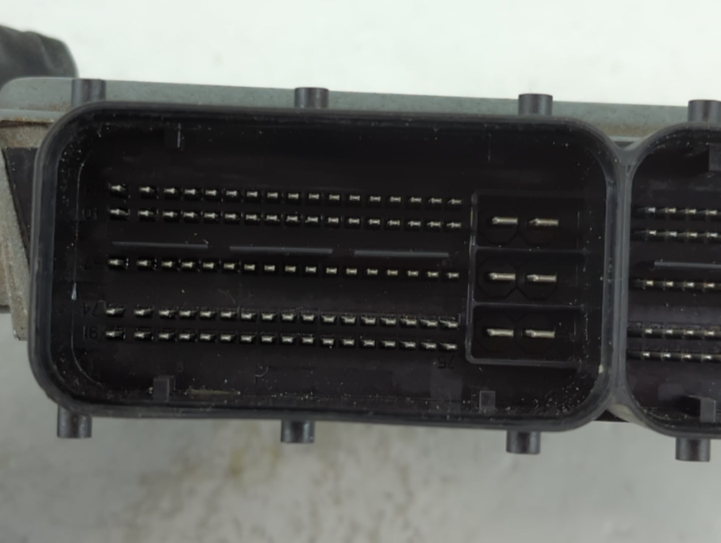 2015 Volkswagen Passat PCM Engine Control Computer ECU ECM PCU OEM P/N:06K 906 071 J Fits OEM Used Auto Parts - Oemusedautoparts1.com