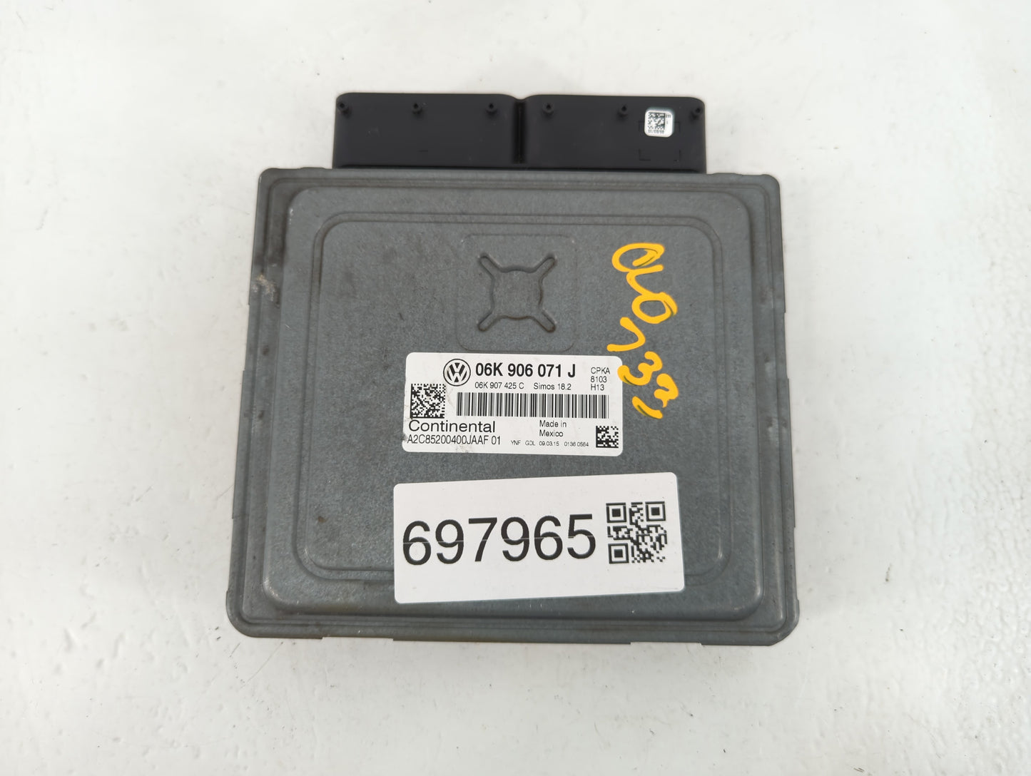 2015 Volkswagen Passat PCM Engine Control Computer ECU ECM PCU OEM P/N:06K 906 071 J Fits OEM Used Auto Parts - Oemusedautoparts1.com