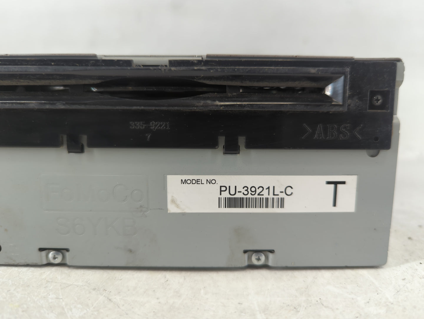 2017 Ford Explorer Radio AM FM Cd Player Receiver Replacement P/N:HB5T-19C107-AA Fits OEM Used Auto Parts - Oemusedautoparts1.com