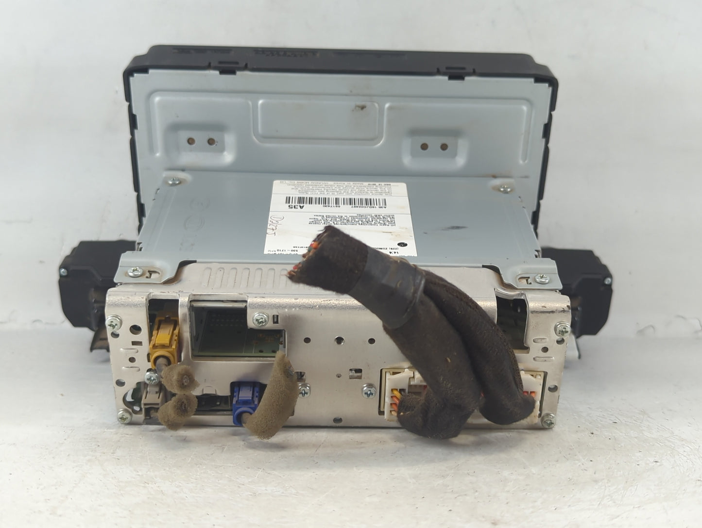 2019-2020 Hyundai Elantra Radio AM FM Cd Player Receiver Replacement P/N:96160-F2UA0SSH Fits Fits 2019 2020 OEM Used Auto Parts - Oemusedautoparts1.com