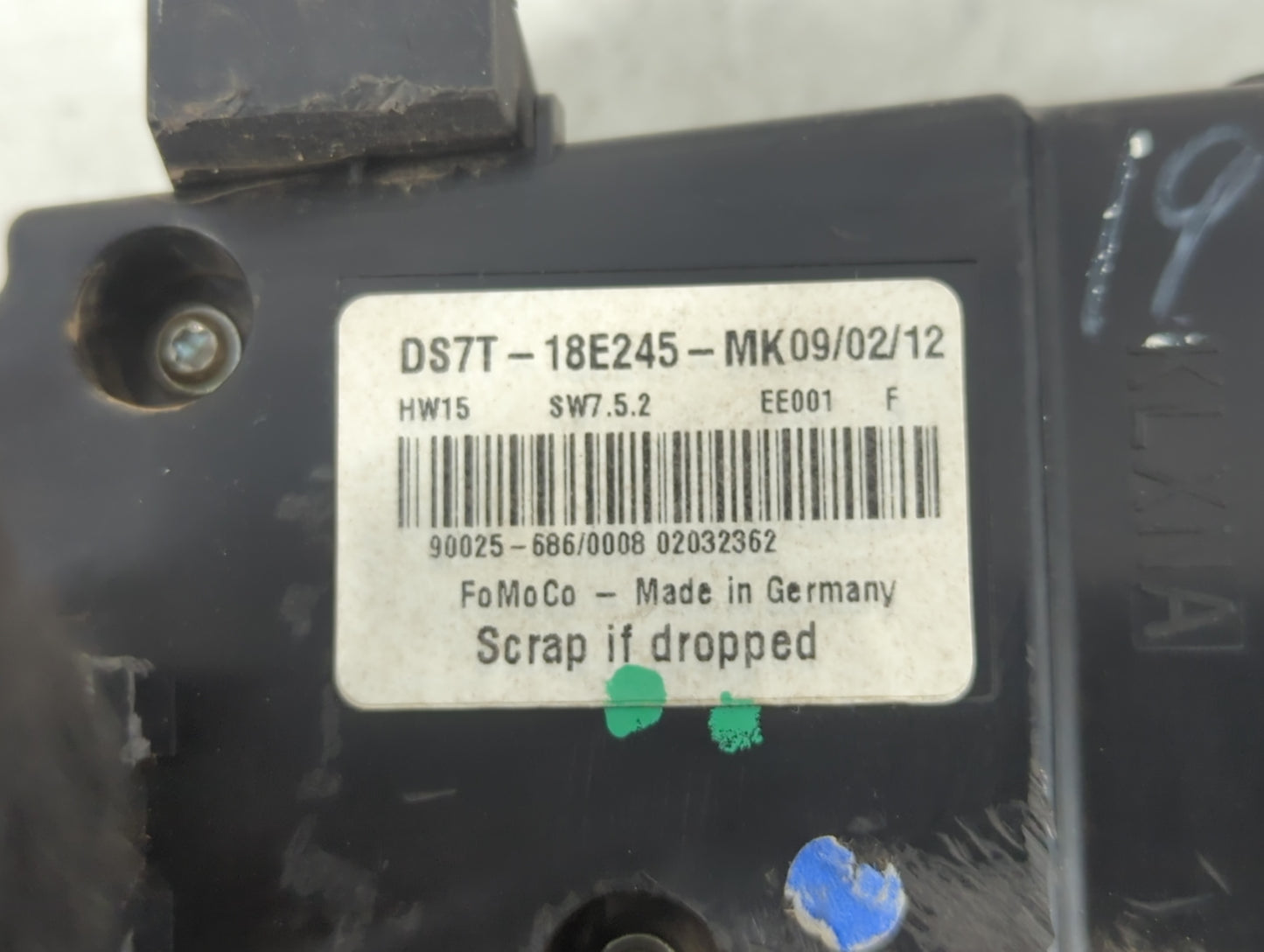 2013-2014 Ford Fusion Radio AM FM Cd Player Receiver Replacement P/N:DS7T-18E245-MK Fits Fits 2013 2014 OEM Used Auto Parts - Oemusedautoparts1.com