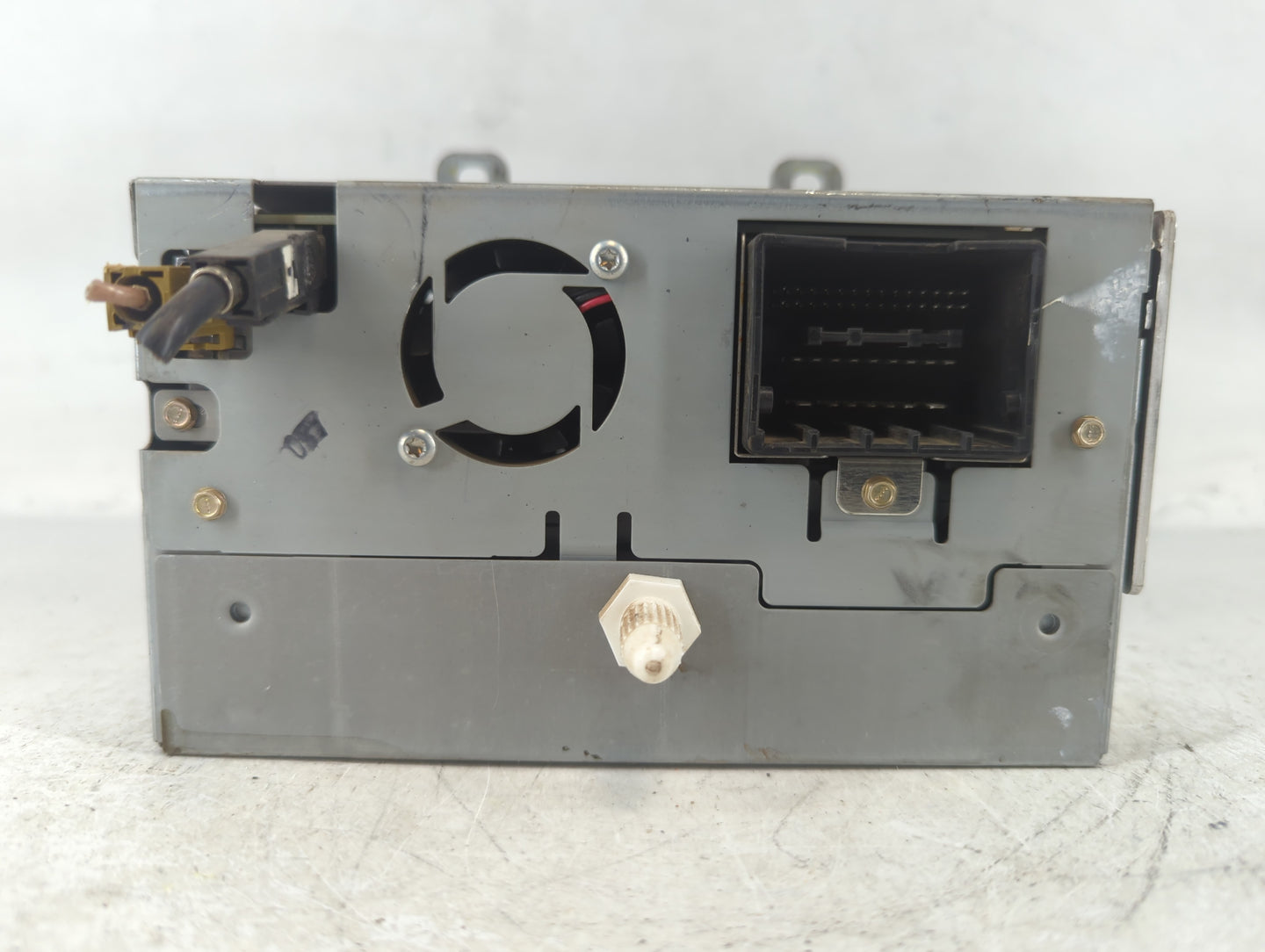 2008-2010 Cadillac Cts Radio AM FM Cd Player Receiver Replacement P/N:25849793 Fits Fits 2008 2009 2010 OEM Used Auto Parts - Oemusedautoparts1.com