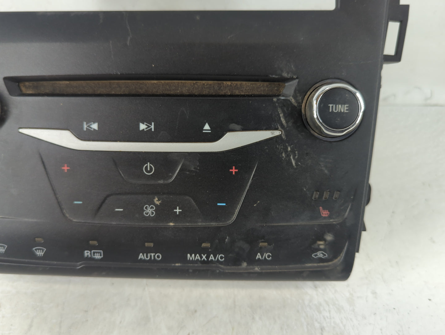 2014 Ford Fusion Radio AM FM Cd Player Receiver Replacement P/N:DS7T-18E245-SP Fits OEM Used Auto Parts - Oemusedautoparts1.com