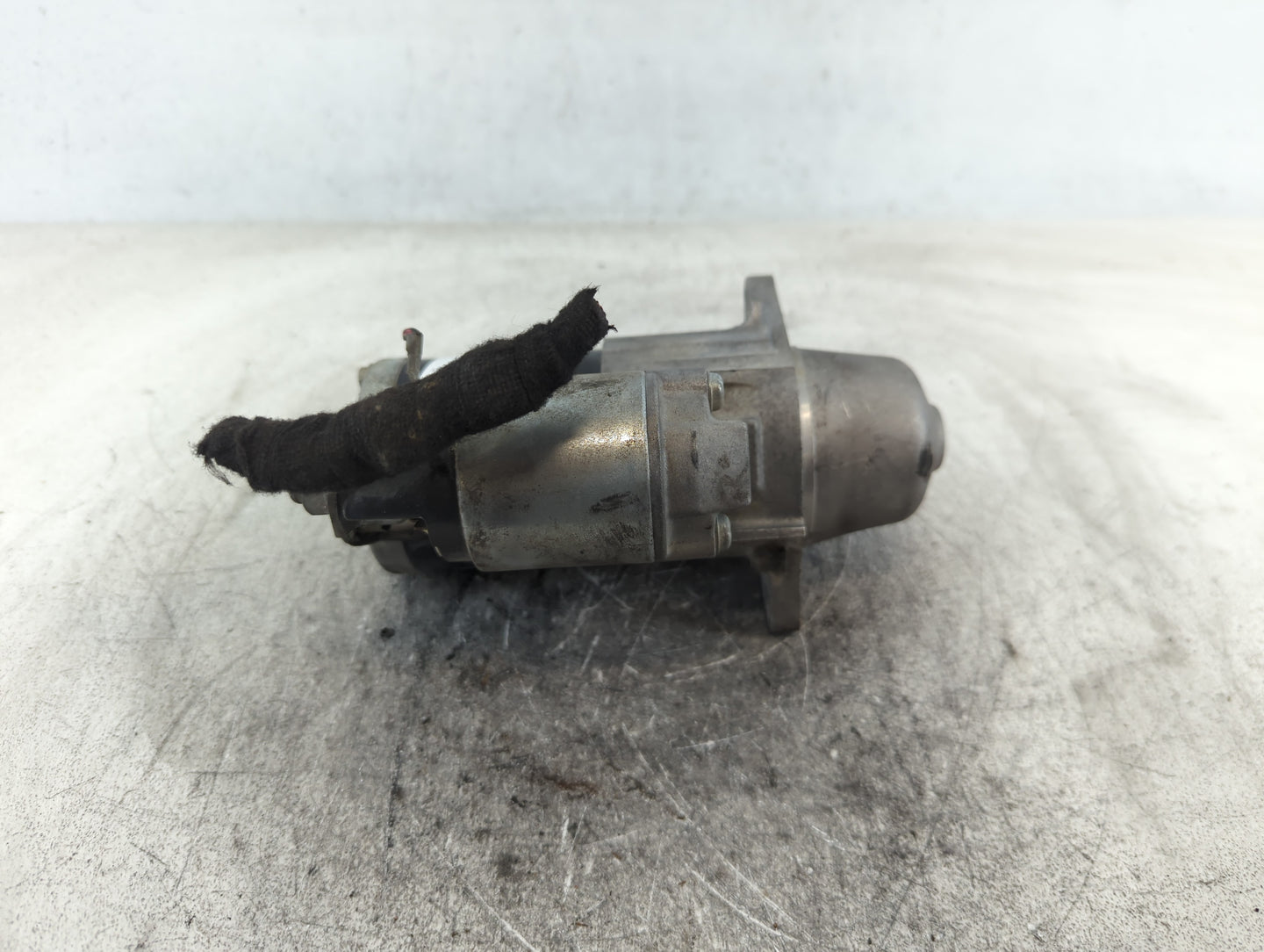 2011-2016 Chevrolet Cruze Car Starter Motor Solenoid OEM P/N:M000T39172ZC 55595603 Fits OEM Used Auto Parts - Oemusedautoparts1.com