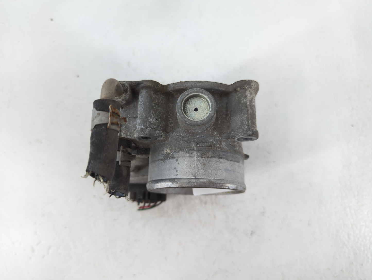 2014-2020 Nissan Rogue Throttle Body P/N:3TA60-01 C Fits Fits 2013 2014 2015 2016 2017 2018 2019 2020 OEM Used Auto Parts - Oemusedautoparts1.com