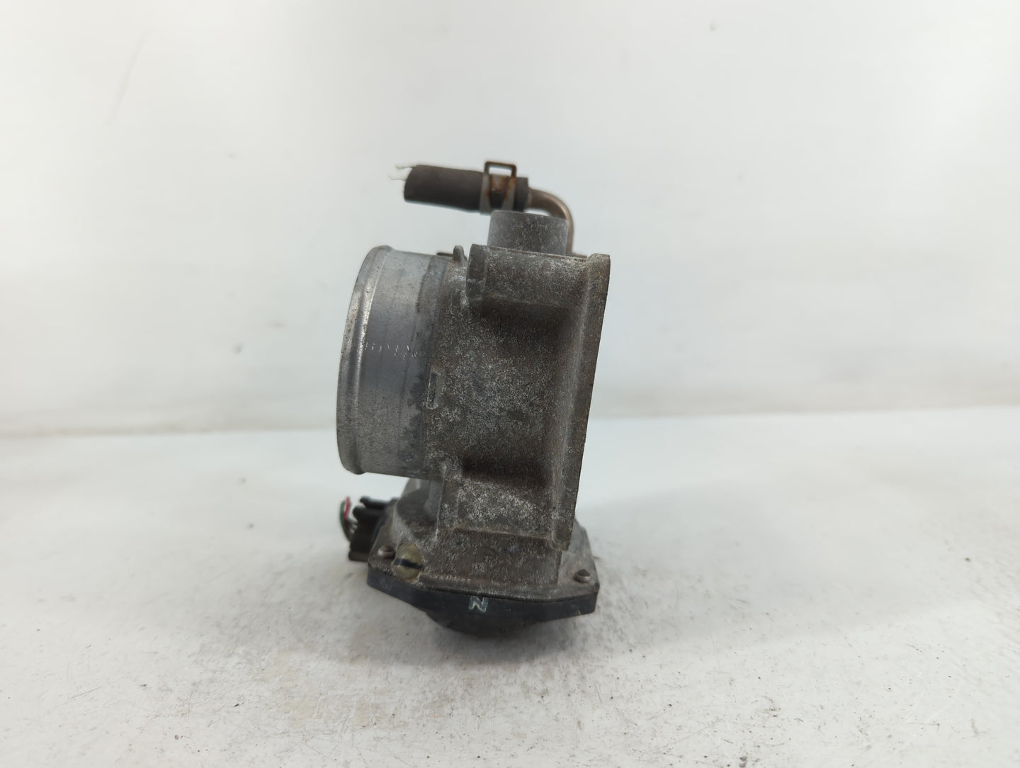 2014-2020 Nissan Rogue Throttle Body P/N:3TA60-01 C Fits Fits 2013 2014 2015 2016 2017 2018 2019 2020 OEM Used Auto Parts - Oemusedautoparts1.com