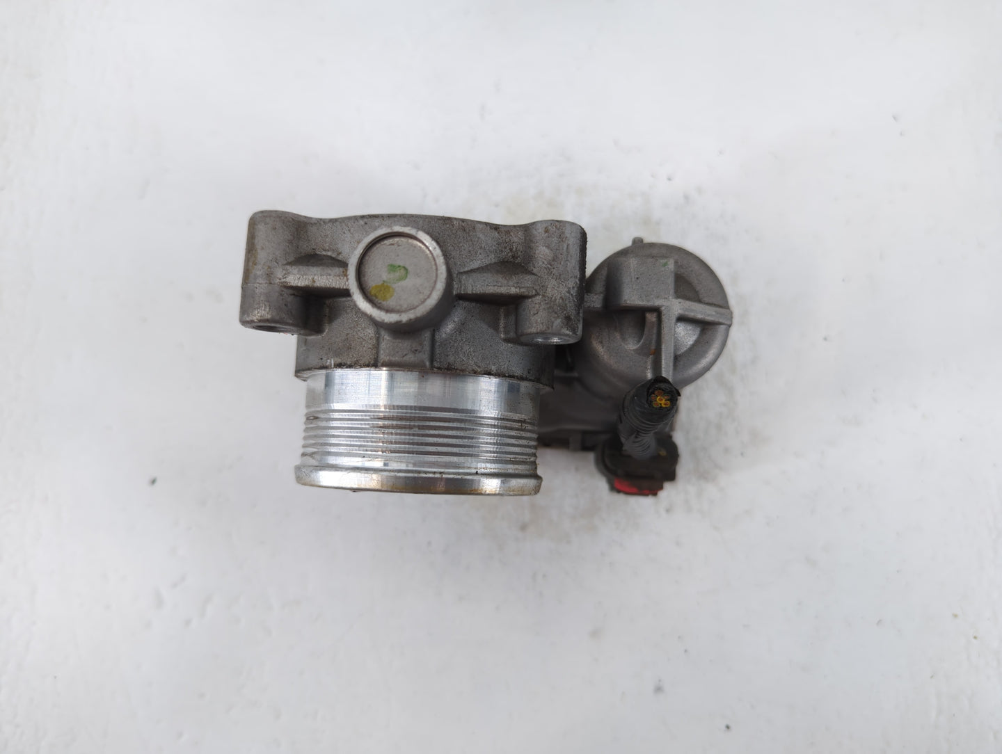 2016-2019 Ford Explorer Throttle Body P/N:0 280 750 576 DS7F-9F991-BB Fits Fits 2014 2015 2016 2017 2018 2019 2020 2021 2022 OEM Used Auto Parts - Oemusedautoparts1.com